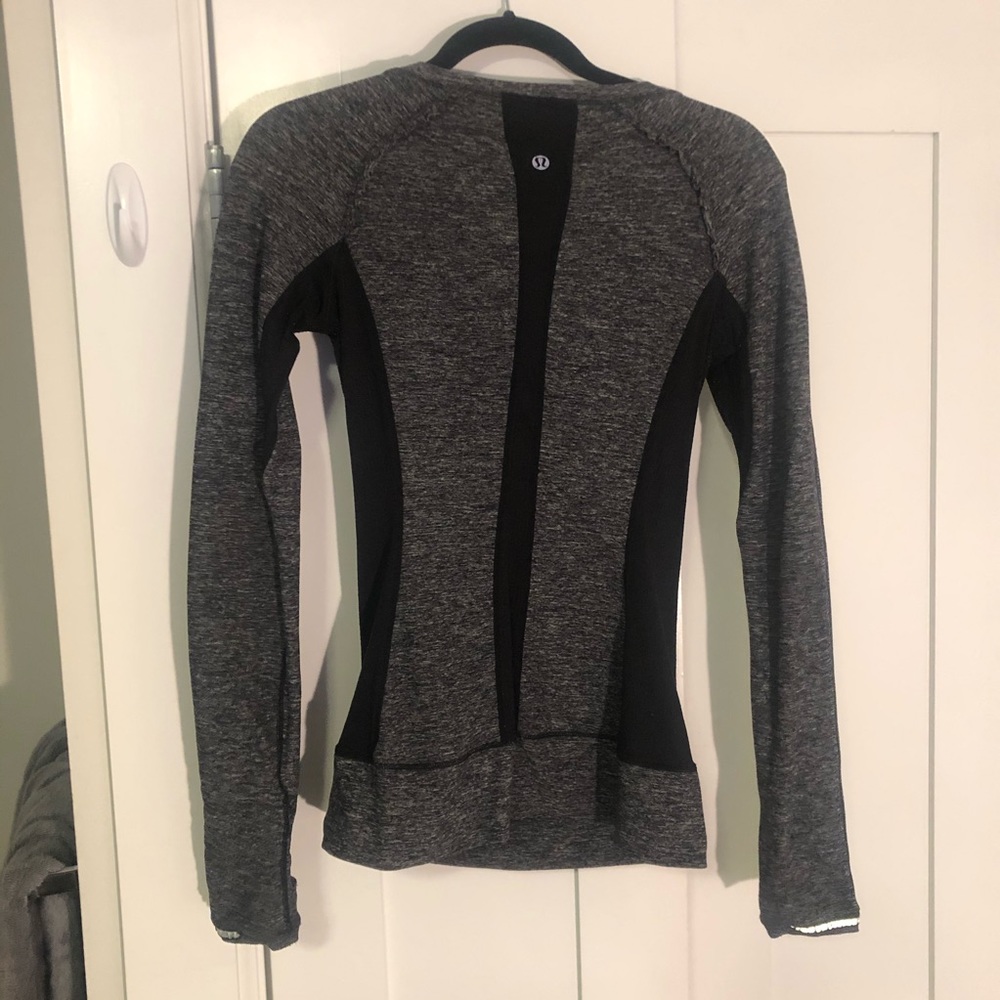 Lululemon long sleeve top